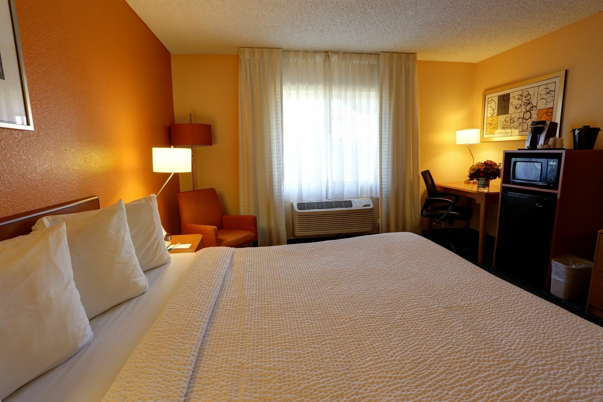 Greentree Inn And Suites Mesa / Phoenix Экстерьер фото