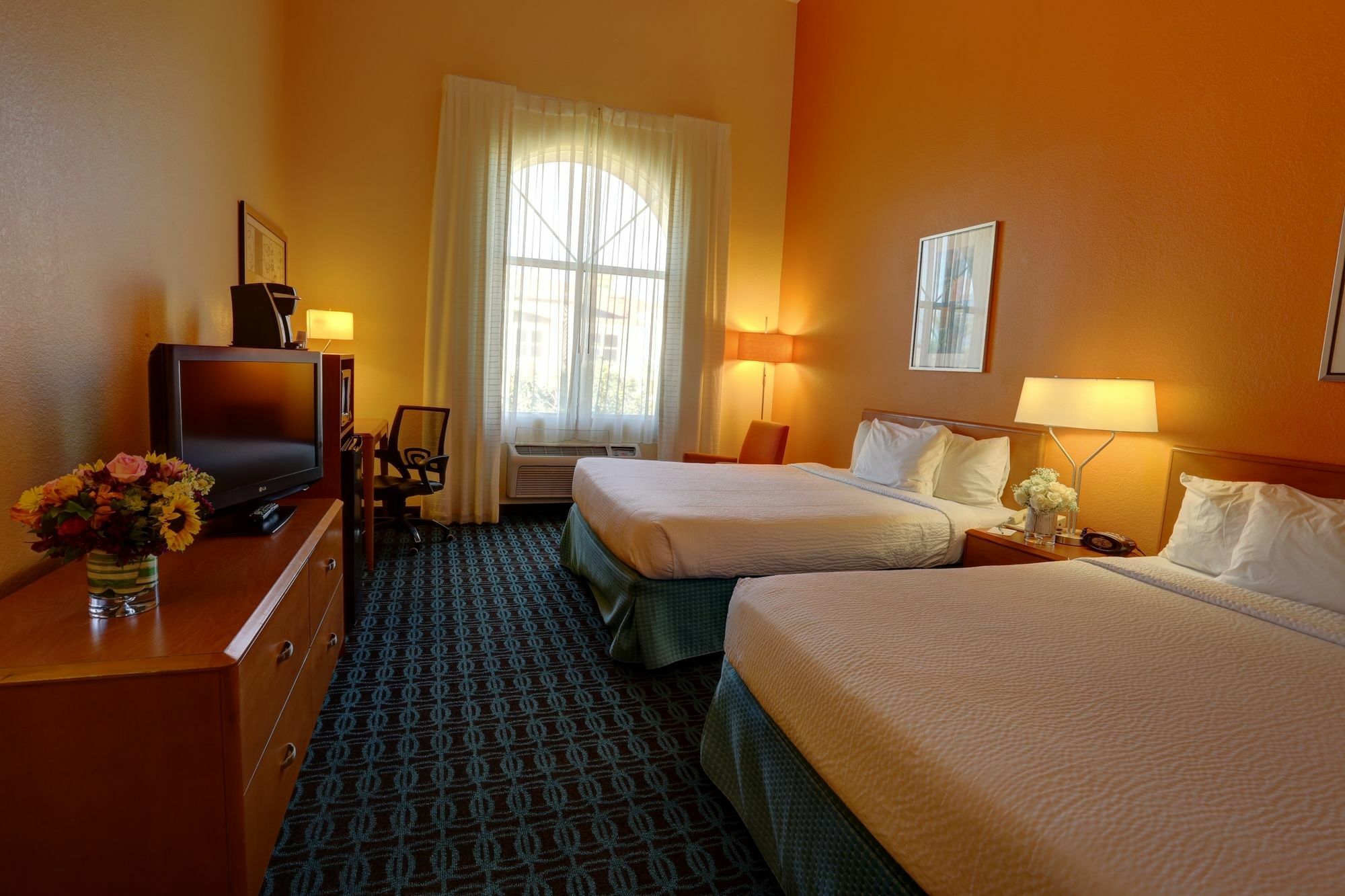 Greentree Inn And Suites Mesa / Phoenix Экстерьер фото